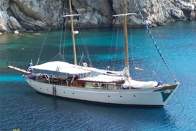 Greece Goelet Boat
