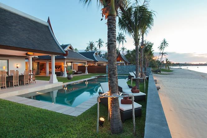 Beachfront Exclusive Villa