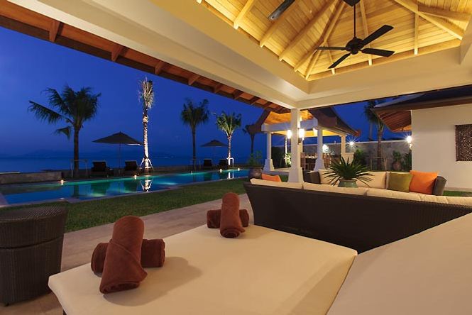 Beachfront Exclusive Villa