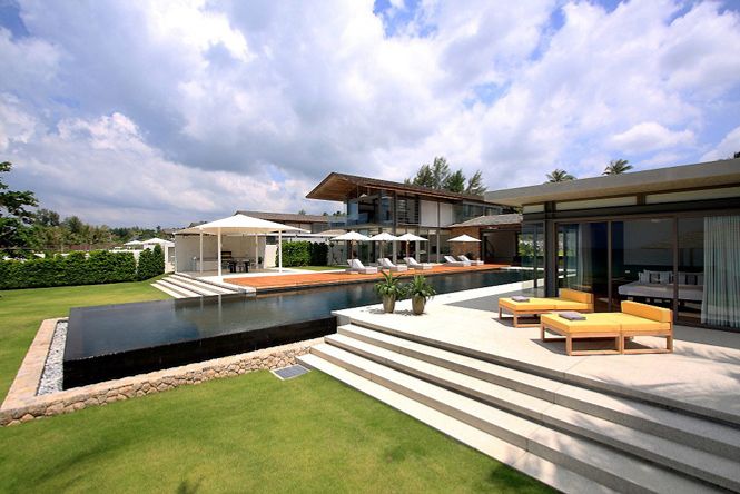 Oceanfront Contemporary Villa