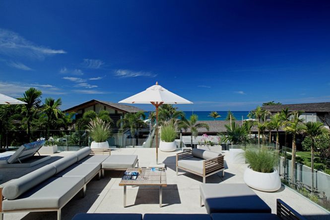 Beachfront Contemporary Villa