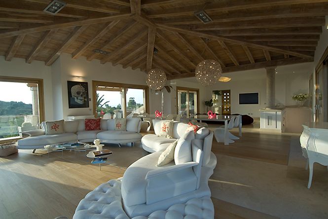 Luxury Villa Puntaldia