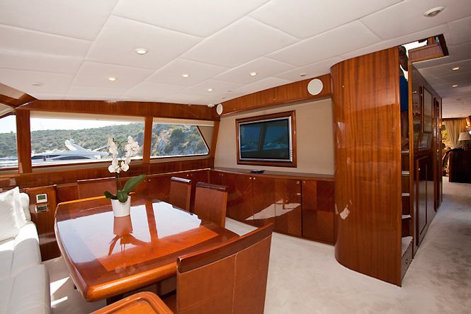 Deluxe Private Yacht