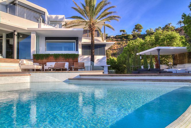 Modern Seaside Villa Ibiza