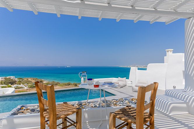 Naxos Villa With Pool