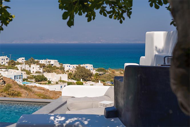 Naxos Villa With Pool