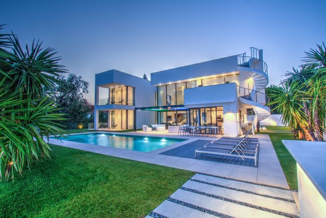 Contemporary Villa Puerto Banus - Costa del Sol